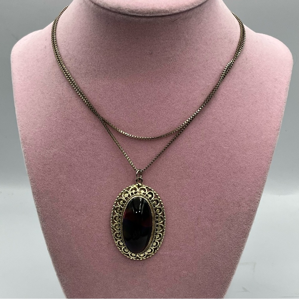 Vintage Whiting & Davis Rainbow Pendant Necklace Cabochon Stone